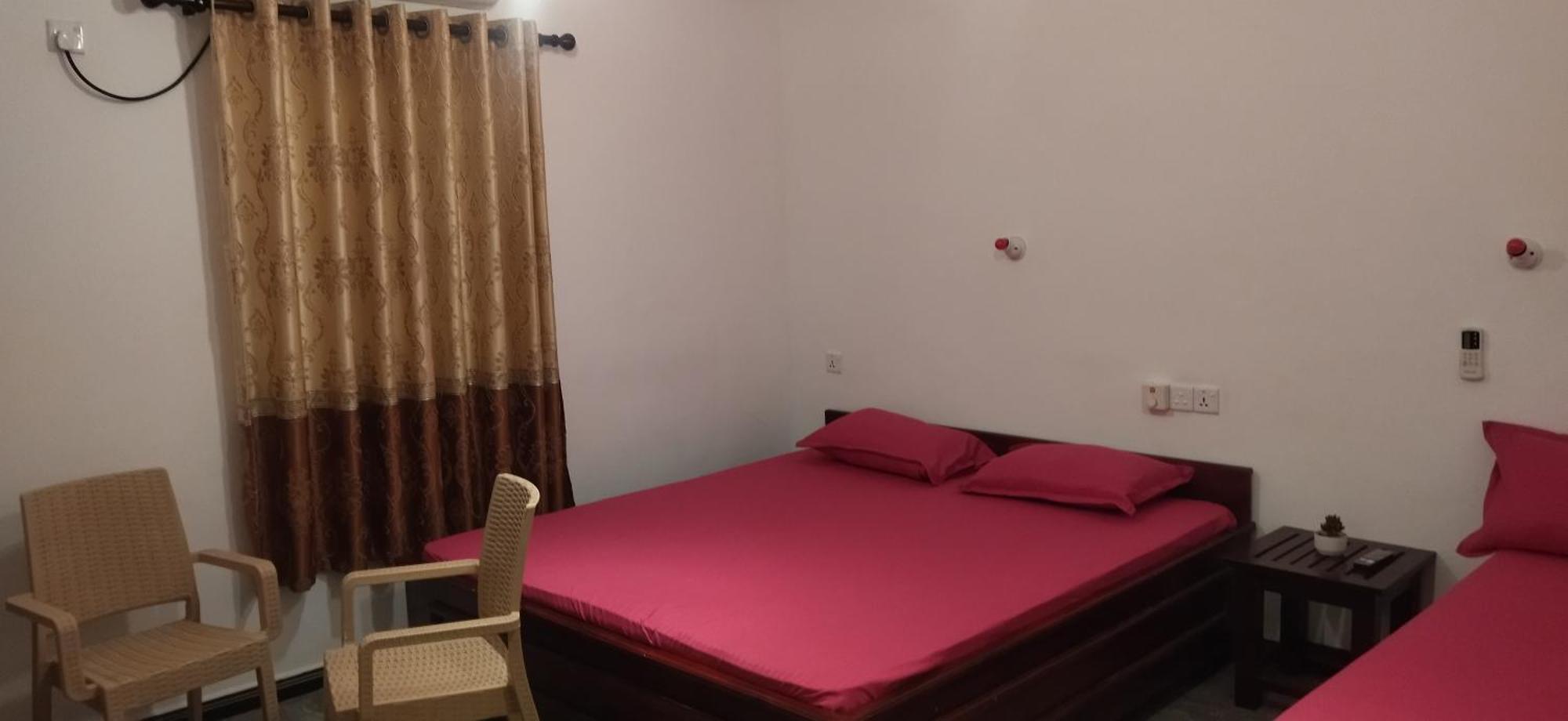 The Surf Access Guest House Arugam Bay Pokoj fotografie