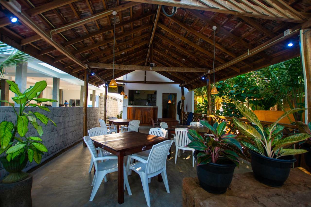 The Surf Access Guest House Arugam Bay Exteriér fotografie