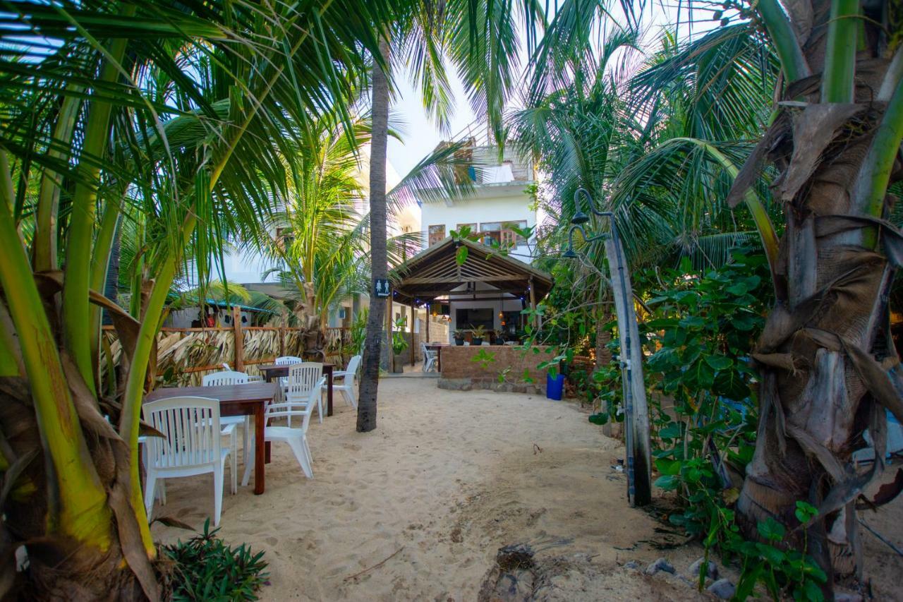 The Surf Access Guest House Arugam Bay Exteriér fotografie